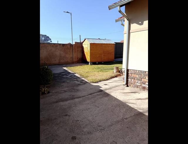 2 BEDROOM HOUSE FOR SALE IN KYA SANDS